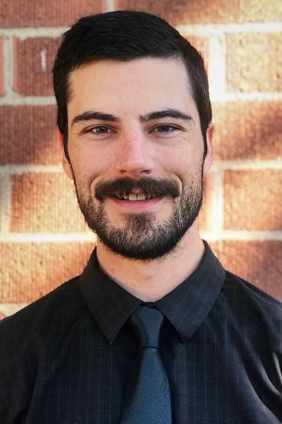 Headshot of Austin Holmes